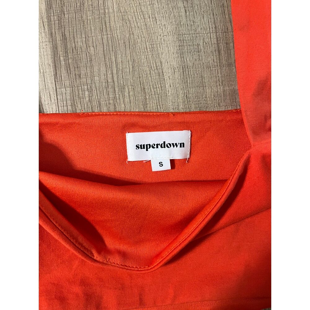 Revolve Superdown Elva Halter Tie Top Orange Cut Out Cropped Size Small - Picture 5 of 10
